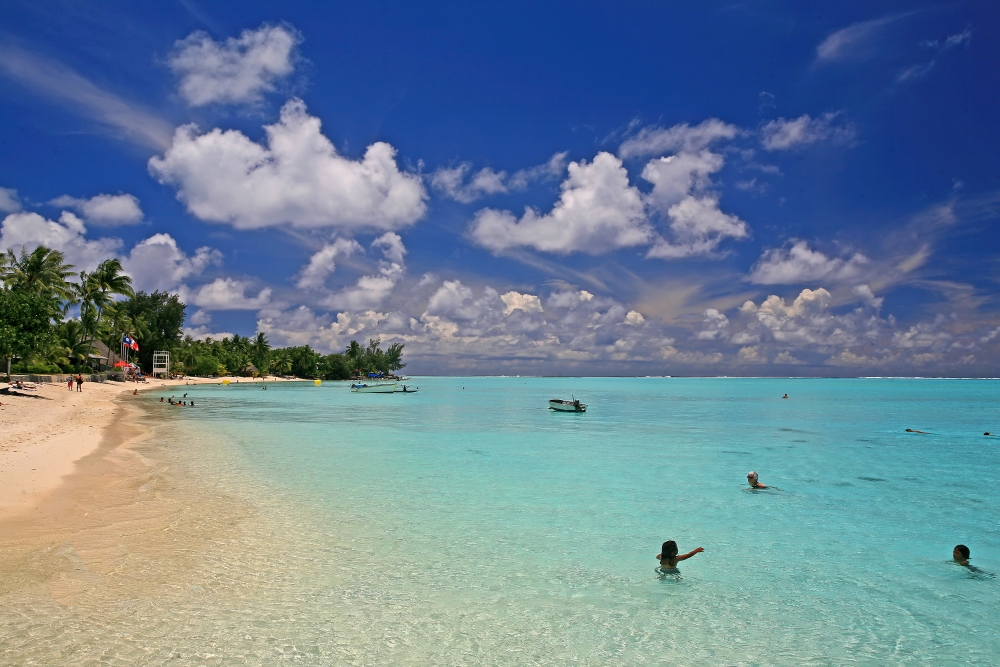 Bora Bora, Matira Beach - teploučký písek a laguny na osmé nejhezčí pláži planety