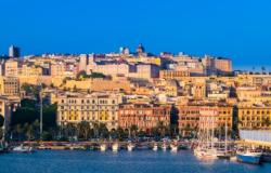  - Celebrity Cruises - Přístav Cagliari, Itálie
