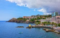  - Celebrity Cruises - Přístav Funchal, Portugalsko