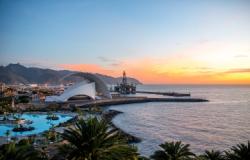  - Norwegian Cruise Lines - Přístav Tenerife, Španělsko