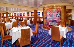 Norwegian Jade - Norwegian Cruise Lines - malebný interiér a umělecký výzdoba restaurace na lodi