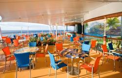 Norwegian Jade - Norwegian Cruise Lines - venkovní restaurace na lodi